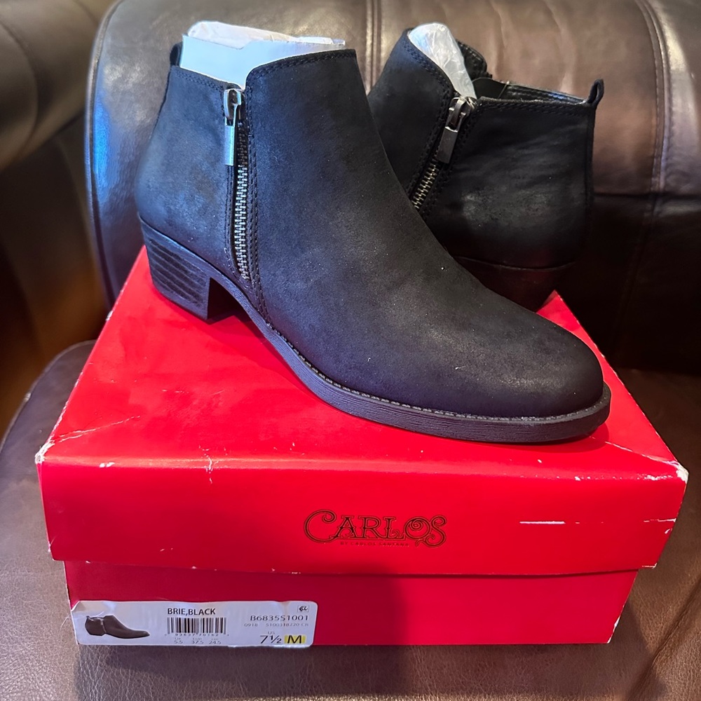 Carlos black booties size 7.5